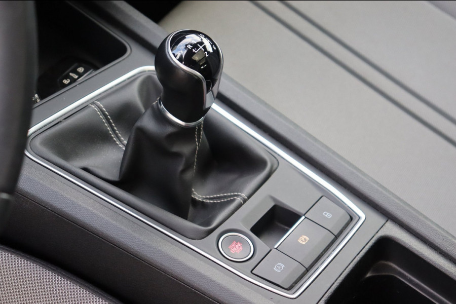 Seat Leon Sportstourer 1.5 TSI Style Business Intense org.NL schuifdak camera