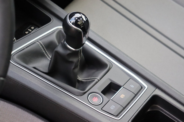 Seat Leon Sportstourer 1.5 TSI Style Business Intense org.NL schuifdak camera