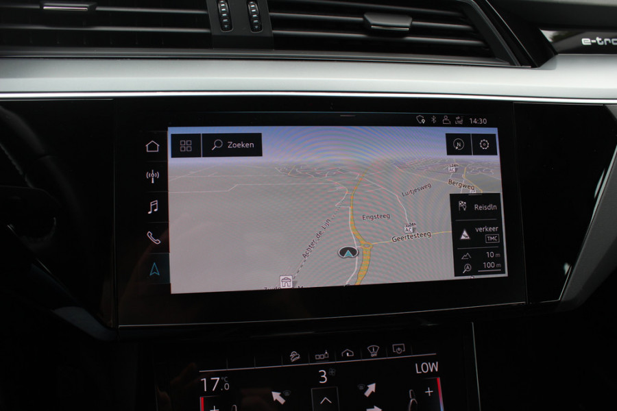 Audi e-tron 55 quattro S edition 95 kWh 46.023 km!. / SoH 94,6% / Panoramadak / 360Camera / Head-up / Luxe Leder / Luchtvering / 21'' / B&O / Softclose / Matrix LED / CarPlay / Dodehoek / DAB / ACC / Stoelmassage+Ventilatie