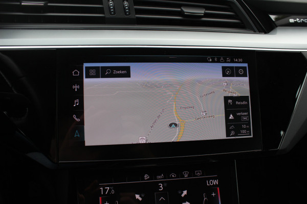 Audi e-tron 55 quattro S edition 95 kWh 46.023 km!. / SoH 94,6% / Panoramadak / 360Camera / Head-up / Luxe Leder / Luchtvering / 21'' / B&O / Softclose / Matrix LED / CarPlay / Dodehoek / DAB / ACC / Stoelmassage+Ventilatie