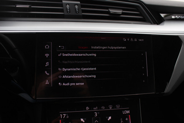 Audi e-tron 55 quattro S edition 95 kWh 46.023 km!. / SoH 94,6% / Panoramadak / 360Camera / Head-up / Luxe Leder / Luchtvering / 21'' / B&O / Softclose / Matrix LED / CarPlay / Dodehoek / DAB / ACC / Stoelmassage+Ventilatie