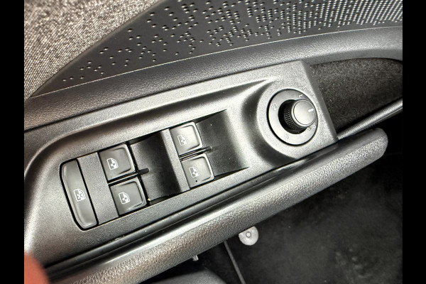 Škoda ENYAQ iV 60 SOH 91.4%, Camera, Trekhaak, Matrix Led