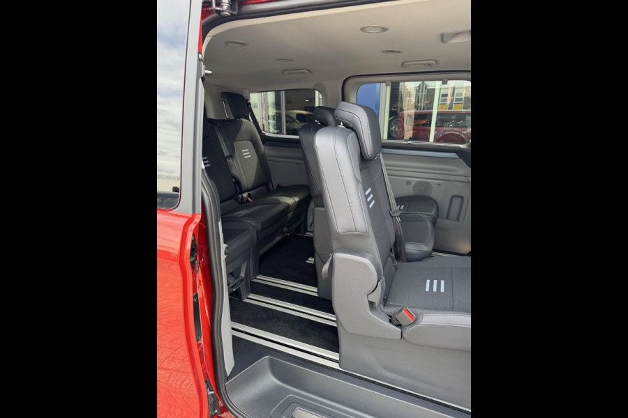 Ford Tourneo Custom 340 2.5 PHEV L1H1 Active Zuid | 233pk | Driver Assistance Pack | Stuur en stoelverwarming | 8 persoons! INCL BTW/BPM | Verlengde Fabrieksgarantie tot 05-2029