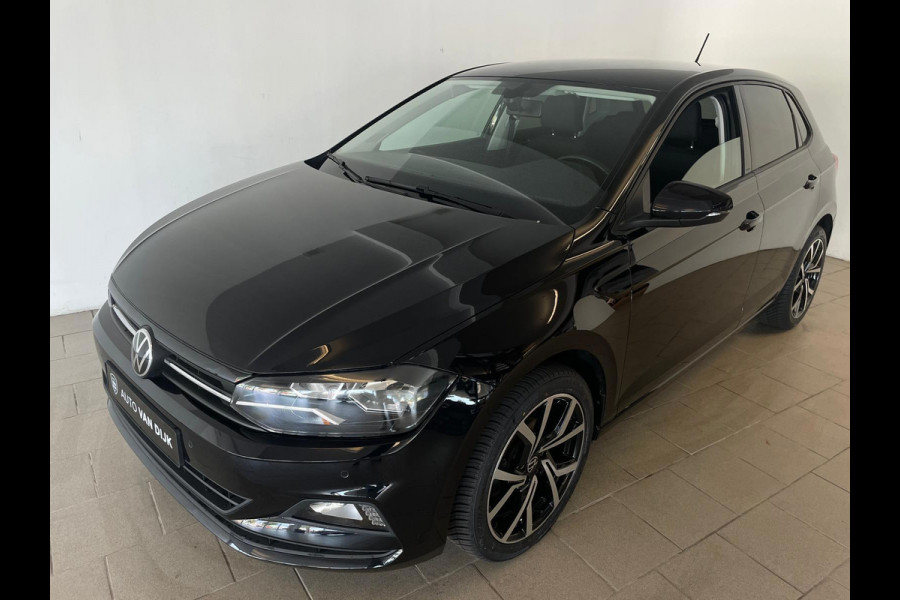 Volkswagen Polo 1.0 TSI Comfortline Business Executive AIRCO NAVI CRUISE APPLE CARPLAY PDC 17INCH CAMERA PRIVACYGLAS NIEUWSTAAT