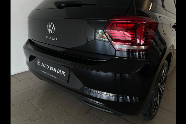 Volkswagen Polo 1.0 TSI Comfortline Business Executive AIRCO NAVI CRUISE APPLE CARPLAY PDC 17INCH CAMERA PRIVACYGLAS NIEUWSTAAT