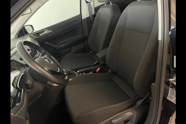 Volkswagen Polo 1.0 TSI Comfortline Business Executive AIRCO NAVI CRUISE APPLE CARPLAY PDC 17INCH CAMERA PRIVACYGLAS NIEUWSTAAT