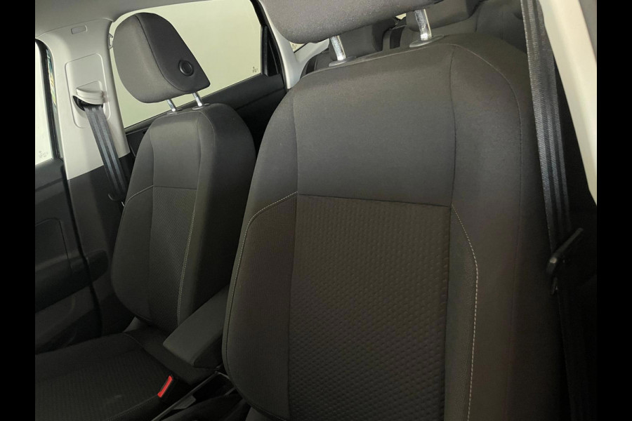Volkswagen Polo 1.0 TSI Comfortline Business Executive AIRCO NAVI CRUISE APPLE CARPLAY PDC 17INCH CAMERA PRIVACYGLAS NIEUWSTAAT