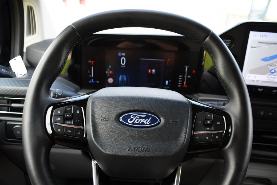 Ford Transit Custom 320 2.0 TDCI L2H1 Limited Black Edition Adaptieve Cruise, Camera, Carplay, 2 x Schuifdeur, 170pk, Automaat, Sensoren, Trekhaak, Stoelverwarming, Multimedia, Uniek!