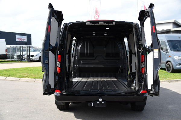 Ford Transit Custom 320 2.0 TDCI L2H1 Limited Black Edition Adaptieve Cruise, Camera, Carplay, 2 x Schuifdeur, 170pk, Automaat, Sensoren, Trekhaak, Stoelverwarming, Multimedia, Uniek!