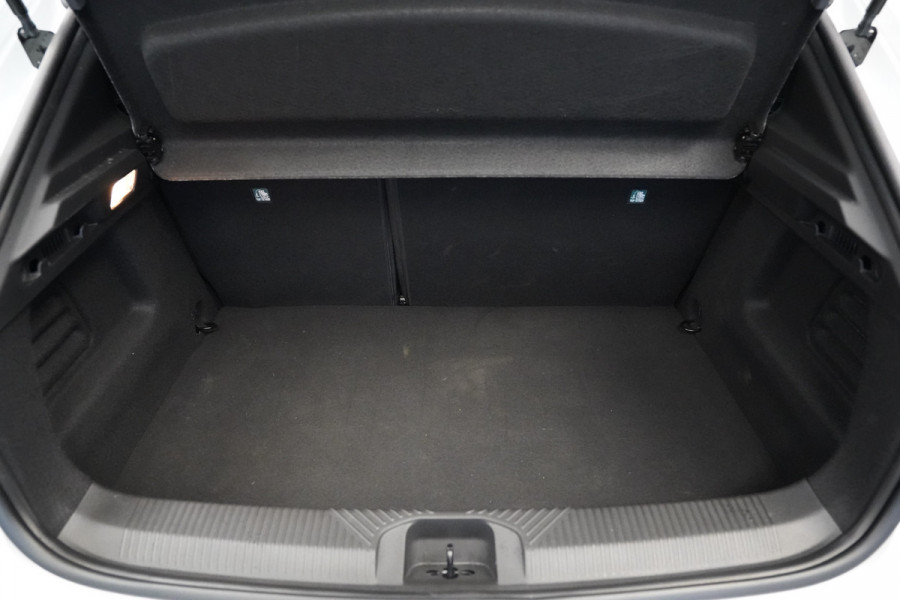 Renault Clio 1.8 Hybrid 160 esprit Alpine Full-led Navigatie Adaptive-Cruise