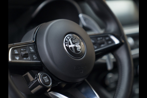 Alfa Romeo Stelvio 2.0T 280pk AWD Ti Lusso MY21 | Verde Visconti | Lederen dash. | CarPlay | Adapt. cruise