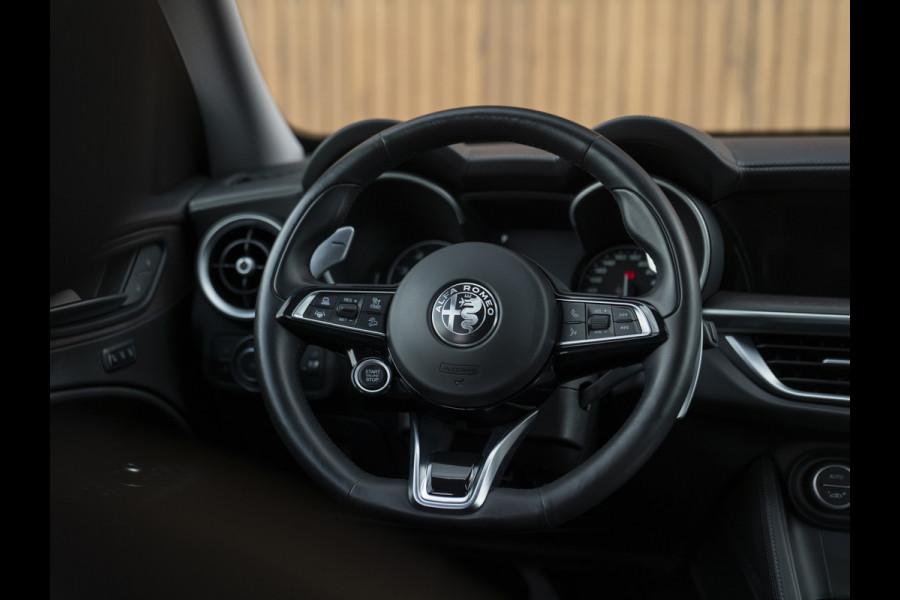 Alfa Romeo Stelvio 2.0T 280pk AWD Ti Lusso MY21 | Verde Visconti | Lederen dash. | CarPlay | Adapt. cruise