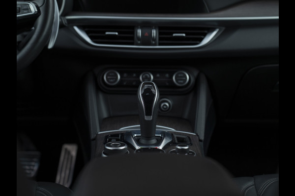 Alfa Romeo Stelvio 2.0T 280pk AWD Ti Lusso MY21 | Verde Visconti | Lederen dash. | CarPlay | Adapt. cruise