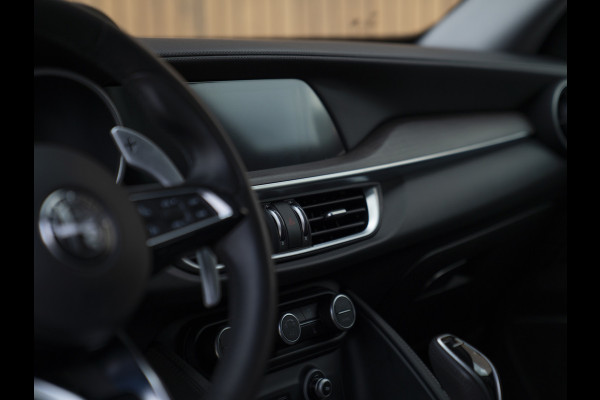 Alfa Romeo Stelvio 2.0T 280pk AWD Ti Lusso MY21 | Verde Visconti | Lederen dash. | CarPlay | Adapt. cruise