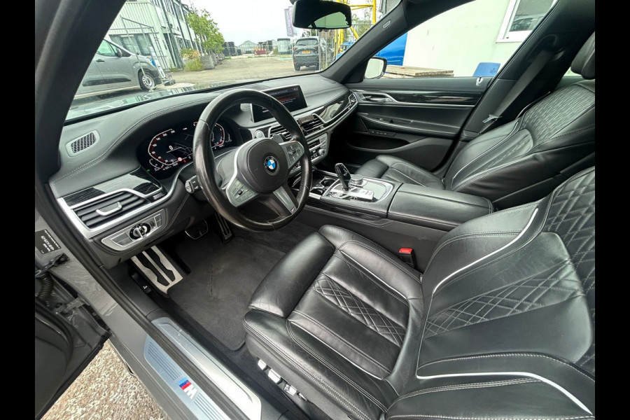 BMW 7 Serie 730d High Executive m sport massage soft close head up 22 inch