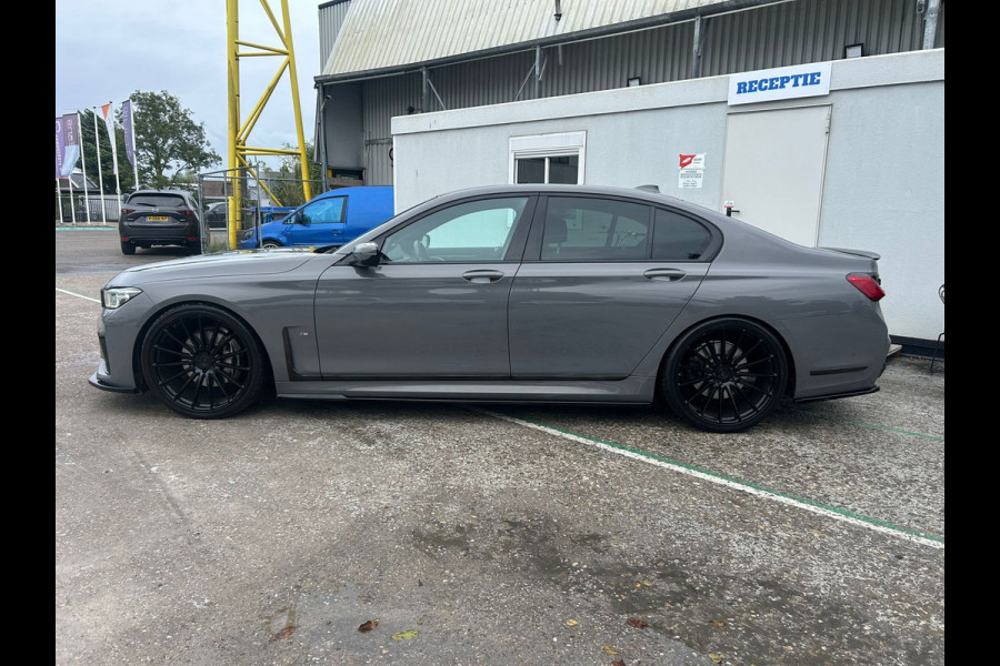 BMW 7 Serie 730d High Executive m sport massage soft close head up 22 inch
