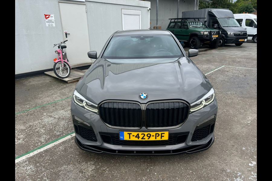 BMW 7 Serie 730d High Executive m sport massage soft close head up 22 inch