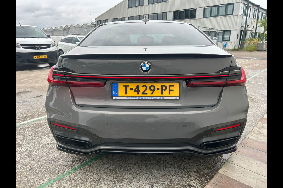 BMW 7 Serie 730d High Executive m sport massage soft close head up 22 inch