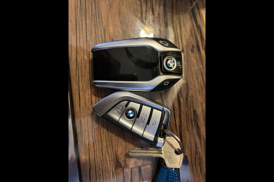 BMW 7 Serie 730d High Executive m sport massage soft close head up 22 inch
