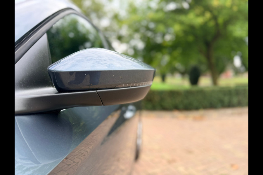Škoda Kamiq 1.0 TSI Ambition | Cruise & Line Ass | CarPlay!