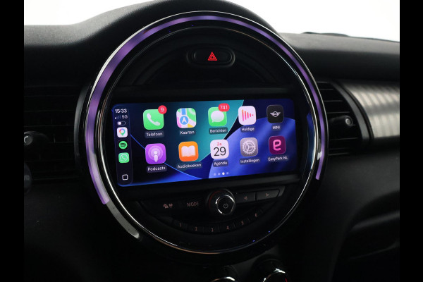 MINI 5-deurs 1.5 COOPER AUT. + LEDER | UNION JACK LED | HARMAN/KARDON | MINI YOURS | APPLE CARPLAY