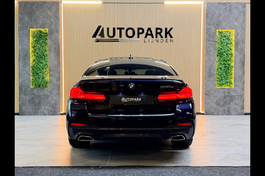BMW 5 Serie 530e High Executive M-SPORT|SCHUIFDAK|HuD|360 CAMERA|LASER|MEMORY|KEYLESS|SFEERVERLICHTING|DODEHOEK|LANE ASSIST|ACC|
