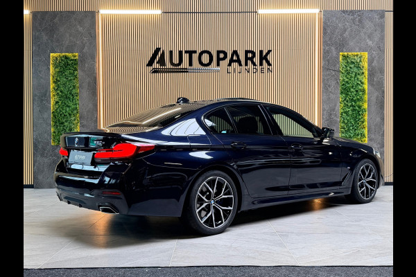 BMW 5 Serie 530e High Executive M-SPORT|SCHUIFDAK|HuD|360 CAMERA|LASER|MEMORY|KEYLESS|SFEERVERLICHTING|DODEHOEK|LANE ASSIST|ACC|