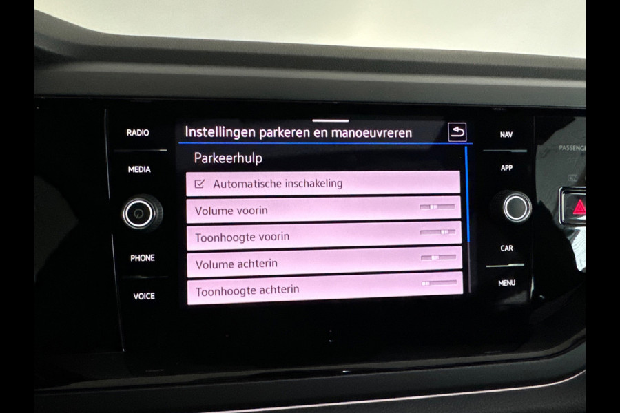 Volkswagen Polo 1.0 TSI R-Line Pano|Stoelverwarming|ACC|Lane|Carplay