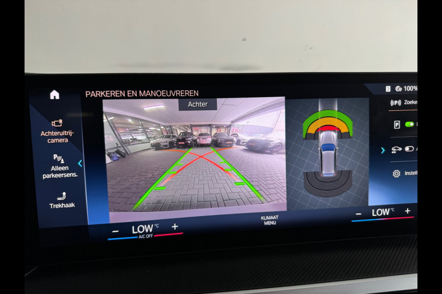 BMW 3 Serie Touring 330e Touring Pano|Drive Assist|Blindspot|H/K|Trekhaak