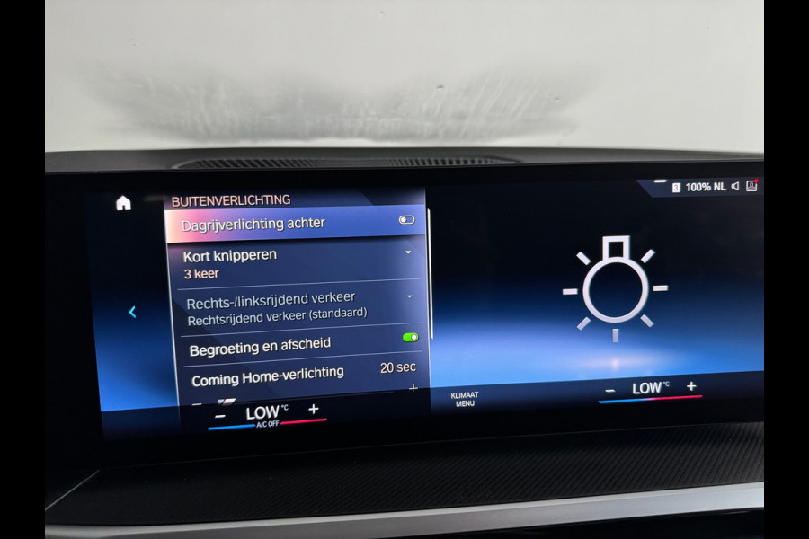 BMW 3 Serie Touring 330e Touring Pano|Drive Assist|Blindspot|H/K|Trekhaak