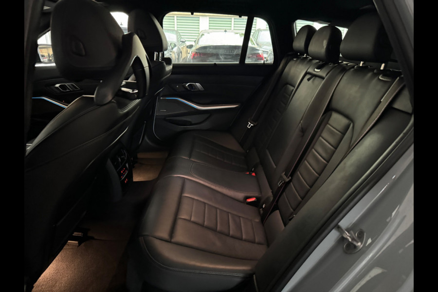 BMW 3 Serie Touring 330e Touring Pano|Drive Assist|Blindspot|H/K|Trekhaak
