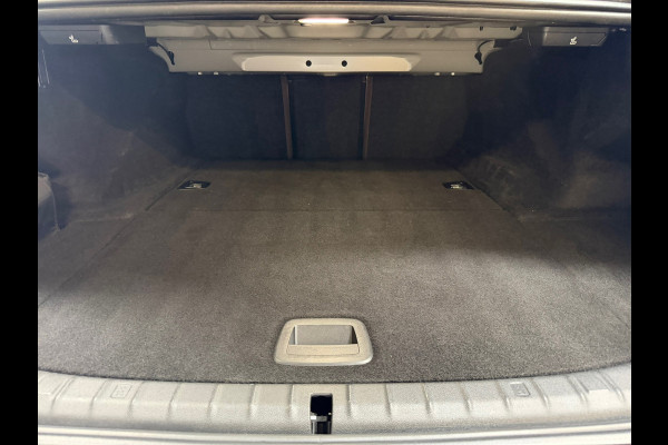 BMW 5 Serie 530e High Executive M-SPORT|SCHUIFDAK|HuD|360 CAMERA|LASER|MEMORY|KEYLESS|SFEERVERLICHTING|DODEHOEK|LANE ASSIST|ACC|