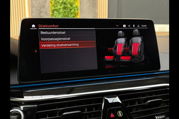 BMW 5 Serie 530e High Executive M-SPORT|SCHUIFDAK|HuD|360 CAMERA|LASER|MEMORY|KEYLESS|SFEERVERLICHTING|DODEHOEK|LANE ASSIST|ACC|