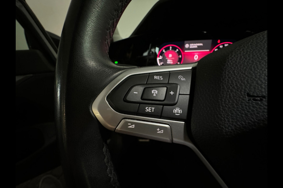 Volkswagen Golf 2.0 TDI R-Line Pano|Camera|Stoelverwarming|Sfeer|Keyless