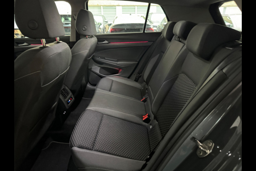 Volkswagen Golf 2.0 TDI R-Line Pano|Camera|Stoelverwarming|Sfeer|Keyless