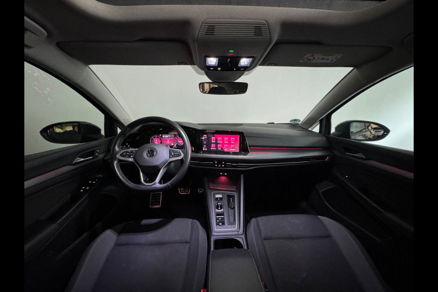 Volkswagen Golf 2.0 TDI R-Line Pano|Camera|Stoelverwarming|Sfeer|Keyless