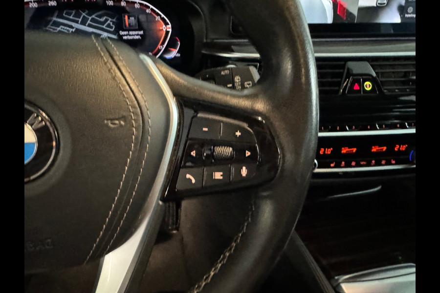 BMW 5 Serie Touring 520i High Executive Edition Memory|360|Trekhaak|BlindSpot