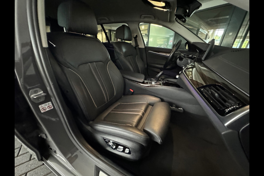BMW 5 Serie Touring 520i High Executive Edition Memory|360|Trekhaak|BlindSpot