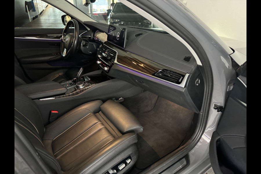 BMW 5 Serie Touring 520i High Executive Edition Memory|360|Trekhaak|BlindSpot