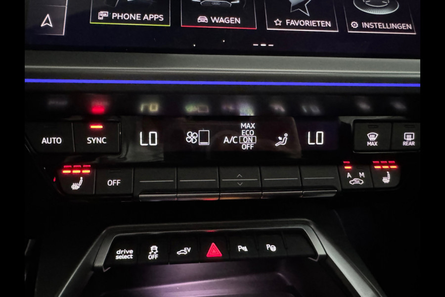 Audi A3 Sportback 45 TFSI e S edition Competition Pano|RS Seats|Sfeer|Keyless|Camera
