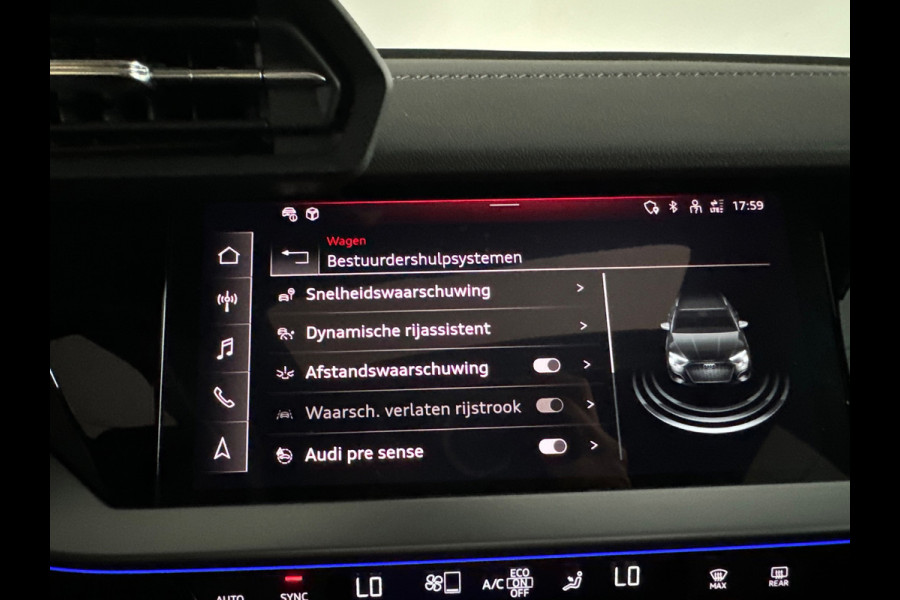 Audi A3 Sportback 45 TFSI e S edition Competition Pano|RS Seats|Sfeer|Keyless|Camera
