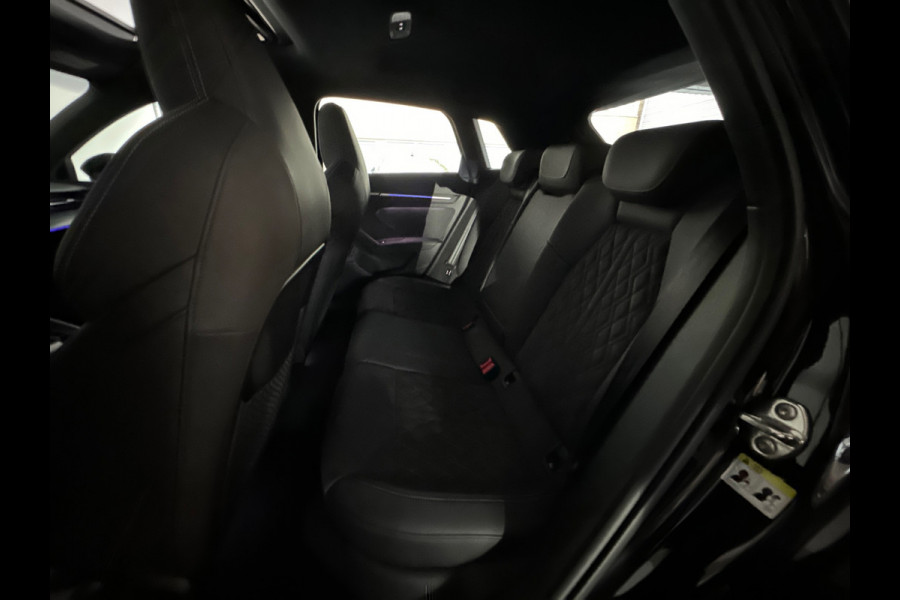Audi A3 Sportback 45 TFSI e S edition Competition Pano|RS Seats|Sfeer|Keyless|Camera