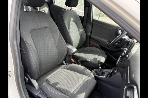 Ford Puma 1.0 EcoBoost Hybrid Titanium
