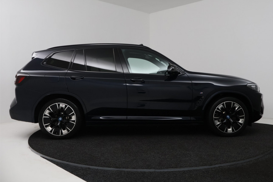 BMW iX3 High Executive 80 kWh (PANORAMADAK, CAMERA, STOEL/STUUR VERWARMING, ELEKTR STOELEN)
