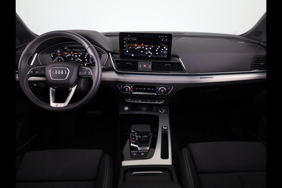 Audi Q5 Sportback 55 TFSI e S edition Competition 367pk | Private Lease € 994,- per maand |  Panoramadak | Trekhaak | Head up Display | B&O Premium Audio | Verlengde garantie | S-line interieur