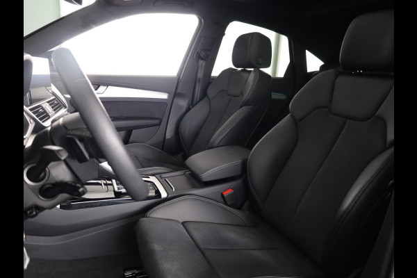 Audi Q5 Sportback 55 TFSI e S edition Competition 367pk | Private Lease € 994,- per maand |  Panoramadak | Trekhaak | Head up Display | B&O Premium Audio | Verlengde garantie | S-line interieur
