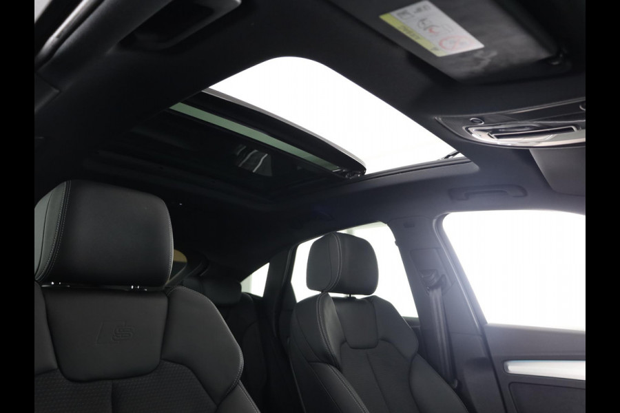 Audi Q5 Sportback 55 TFSI e S edition Competition 367pk | Private Lease € 994,- per maand |  Panoramadak | Trekhaak | Head up Display | B&O Premium Audio | Verlengde garantie | S-line interieur