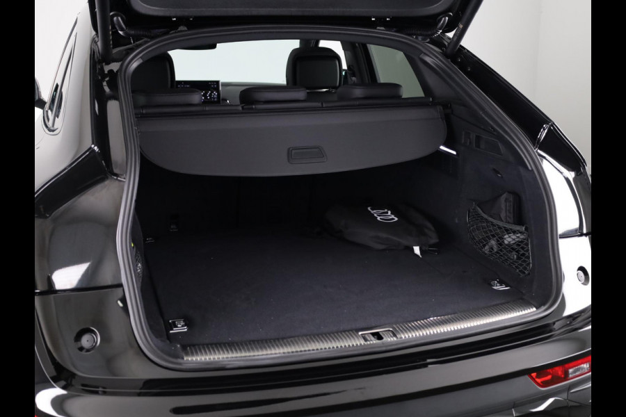 Audi Q5 Sportback 55 TFSI e S edition Competition 367pk | Private Lease € 994,- per maand |  Panoramadak | Trekhaak | Head up Display | B&O Premium Audio | Verlengde garantie | S-line interieur
