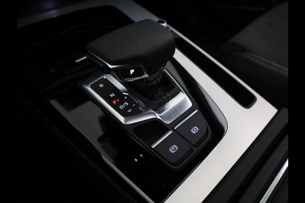 Audi Q5 Sportback 55 TFSI e S edition Competition 367pk | Private Lease € 994,- per maand |  Panoramadak | Trekhaak | Head up Display | B&O Premium Audio | Verlengde garantie | S-line interieur