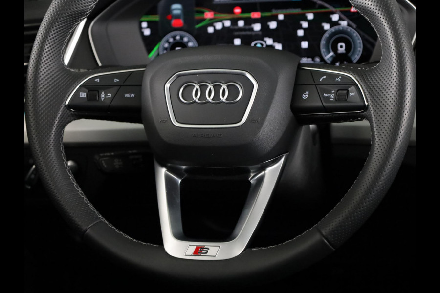Audi Q5 Sportback 55 TFSI e S edition Competition 367pk | Private Lease € 994,- per maand |  Panoramadak | Trekhaak | Head up Display | B&O Premium Audio | Verlengde garantie | S-line interieur